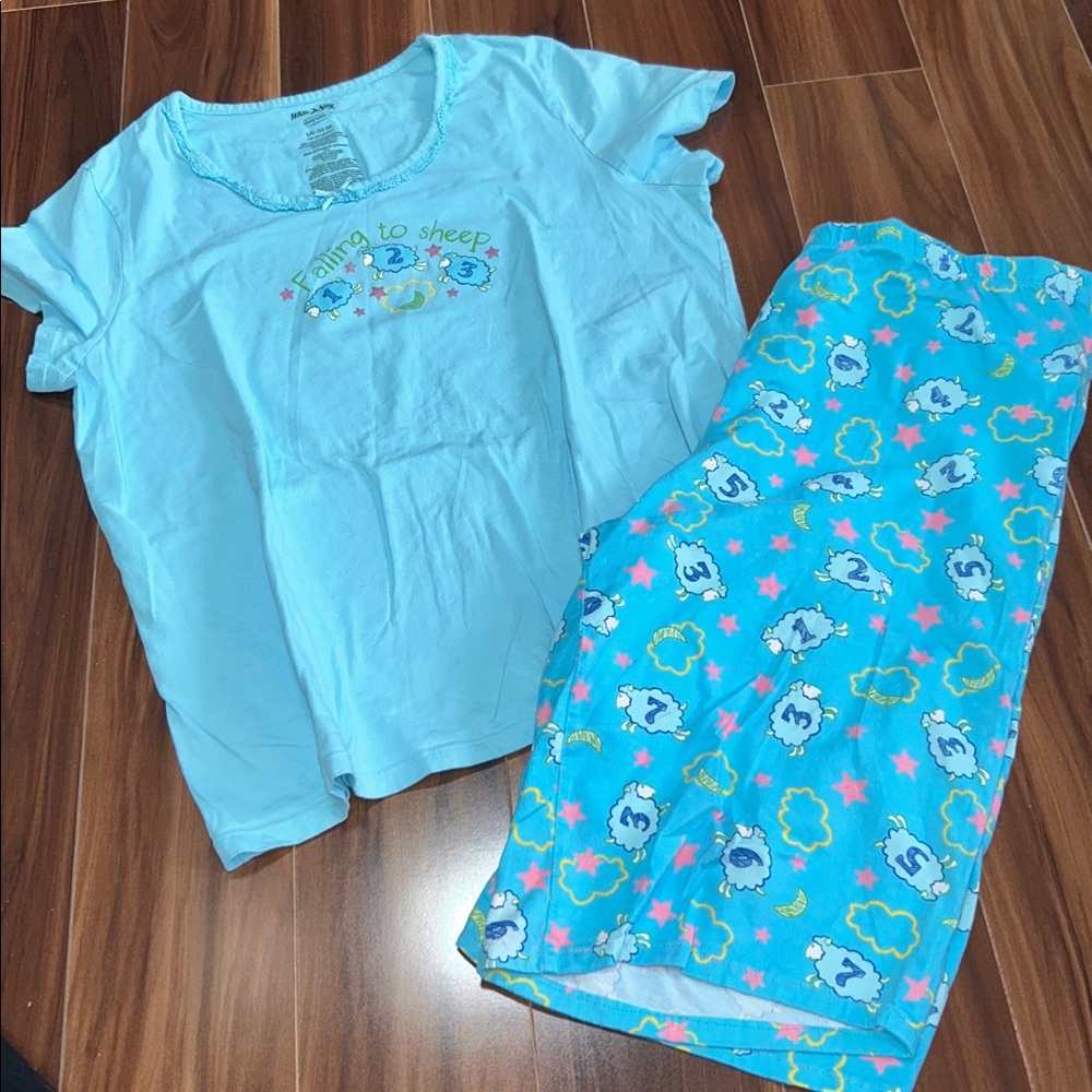 Large 100% cotton white stag blue counting sheep pajama set